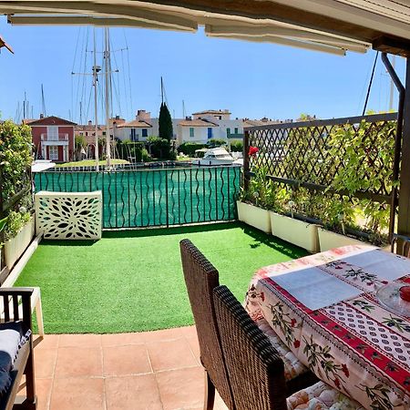 Appartement Rue De L'Amarrage A Port Grimaud Avec Terrasse Vue Canaux Et Garage Exterior foto